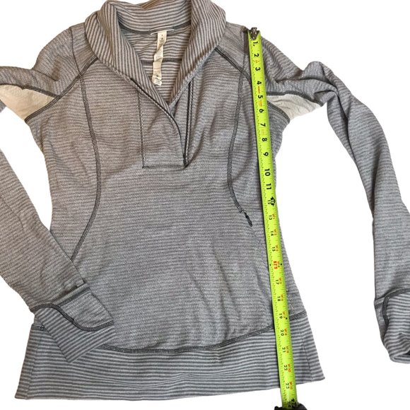 Lululemon Rulu Tonka Stripe Gray Pullover Fast Track, Size Women's 6. - Picture 4 of 14